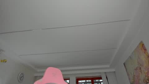 Tiffany Houston online show from 12.07.24