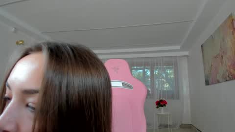 Tiffany Houston online show from 09.22.25