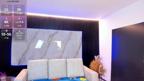 tiffanyhoustton online show from 02.26.26