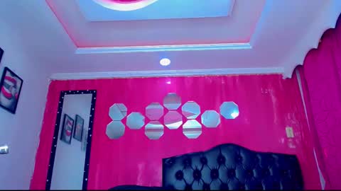 Snapshot of tiffanymackensyy69 chatting on 12.18.25 tiffanymackensyy69 online show from 12.18.25