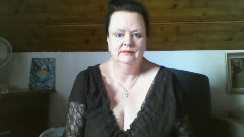 TiffanyMature online show from 04.07.26