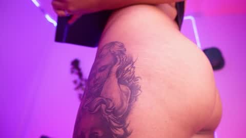 Snapshot of tiffanysander chatting on 03.21.26 My name is Tiffany welcome online show from 03.21.26