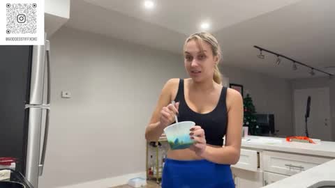 Snapshot of tiffstreatsxoxo chatting on 11.20.25 Tiffstreatsxoxo online show from 11.20.25