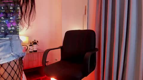 Snapshot of tiffvalentinee_ chatting on 02.07.25 Tiffany online show from 02.07.25