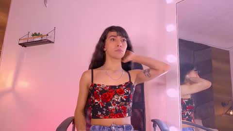 Snapshot of tiffvalentinee_ chatting on 09.28.25 Tiffany online show from 09.28.25