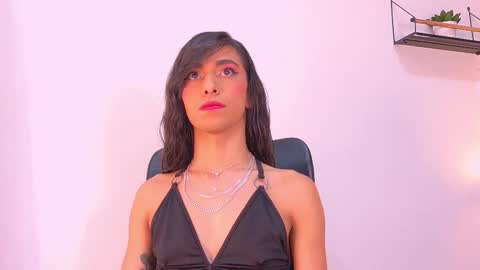 Snapshot of tiffvalentinee_ chatting on 12.18.25 Tiffany online show from 12.18.25