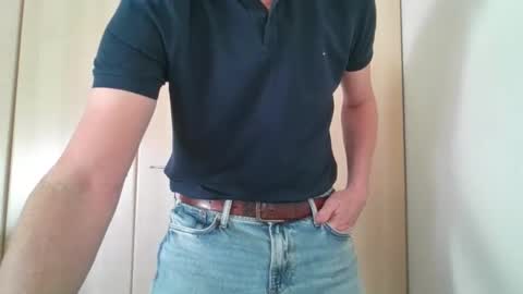 Snapshot of tigerjow941808 chatting on 11.17.25 tigerjow941808 online show from 11.17.25