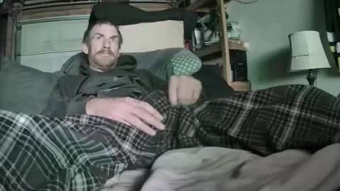 Snapshot of tiggity19 chatting on 01.11.26 Tiggity23 come stroke my 9 cock with ne online show from 01.11.26