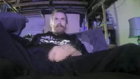 Snapshot of tiggity19 chatting on 02.01.26 Tiggity23 come stroke my 9 cock with ne online show from 02.01.26