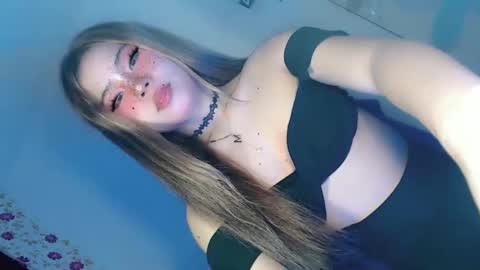 tight_elliana online show from 04.26.26