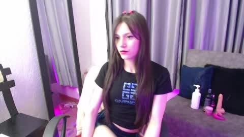 tiinajonus_ online show from 04.22.26