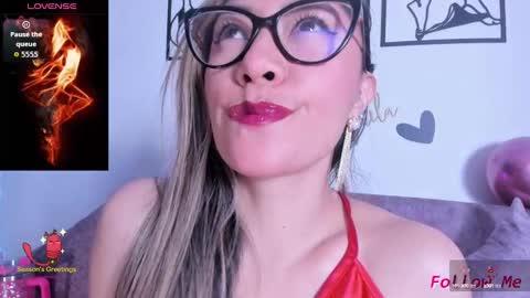 TILA TEQUILA online show from 10.09.25