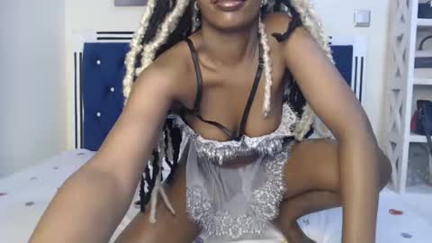 Snapshot of tilly_ebony chatting on 10.20.25 Tilly online show from 10.20.25