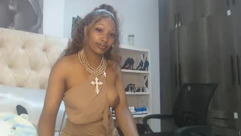Tilly online show from 05.03.26