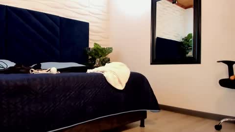 Tim Fox online show from 10.12.25