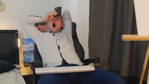 ask me online show from 01.12.25