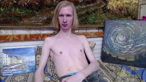 Snapshot of tima_drunk chatting on 12.04.24 Timofey online show from 12.04.24