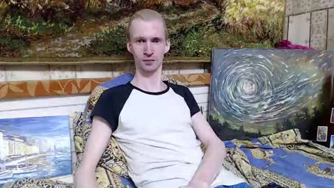 Snapshot of tima_drunk chatting on 12.24.24 Timofey online show from 12.24.24