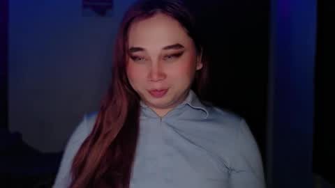 Janella Roberts online show from 09.25.25