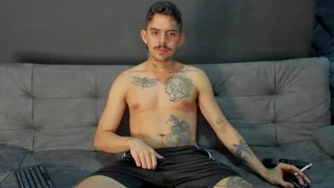 wanna play bareback uncut colombian couple new twink bbk online show from 04.06.26