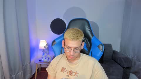 timi  jones online show from 01.04.25