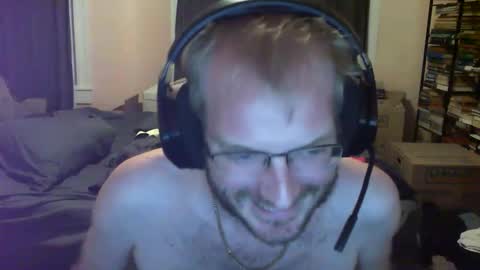 Snapshot of timtimmyyyy chatting on 12.21.25 timtimmyyyy online show from 12.21.25