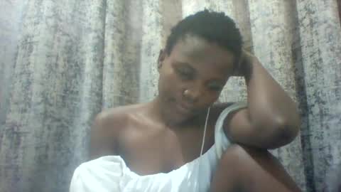 Snapshot of tina2030_1 chatting on 06.16.26 tee online show from 06.16.26