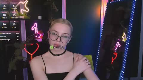 tina_golden1 online show from 04.28.26