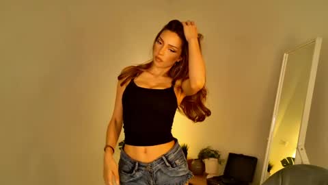 Tina online show from 05.05.26