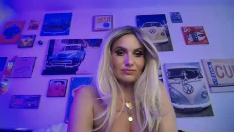 tinkerbell822 online show from 03.10.25