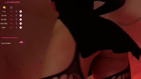 Polly online show from 10.26.25