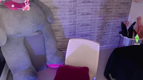 Tinna Goddess online show from 02.21.26