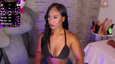 Tinna Goddess online show from 05.02.26