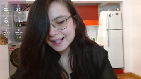 Snapshot of tiny_caroline chatting on 03.06.25 Tiny Caroline online show from 03.06.25