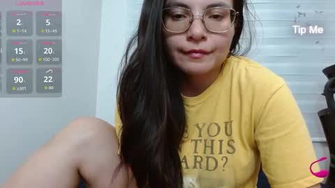Tiny Caroline online show from 04.19.26