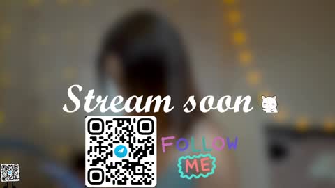 Snapshot of tiny_miracle chatting on 01.21.25 Lyssa online show from 01.21.25