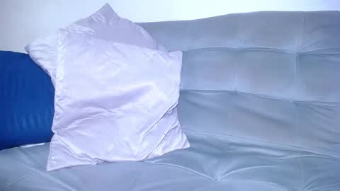 tiny_whore18 online show from 03.13.26