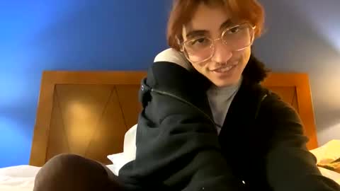 tinyhairycherry online show from 01.09.26