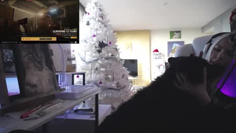 Snapshot of tinykylie chatting on 01.08.26 stage Kylie Sinner brand CLITBAIT online show from 01.08.26