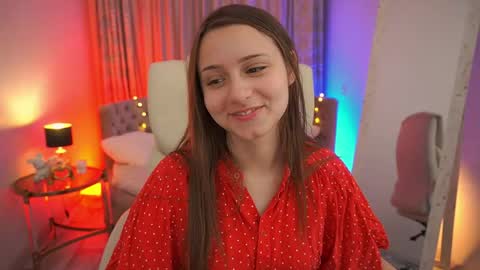 tinynataliee online show from 05.04.26