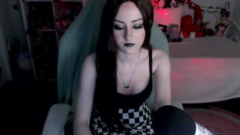 Snapshot of tinyprincess_doll chatting on 06.22.26 Dahlia Browne online show from 06.22.26