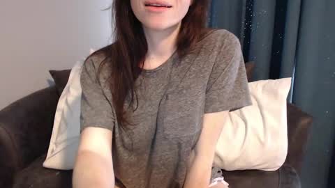 TinyyTina online show from 01.05.25