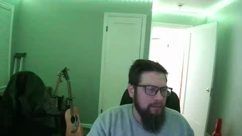 Snapshot of tippertonight chatting on 12.23.25 tippertonight online show from 12.23.25
