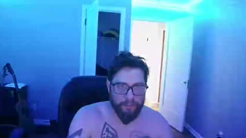 Snapshot of tippertonight chatting on 05.24.26 tippertonight online show from 05.24.26