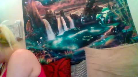 Snapshot of tipthekittenxo chatting on 03.01.26 tipthekittenxo online show from 03.01.26