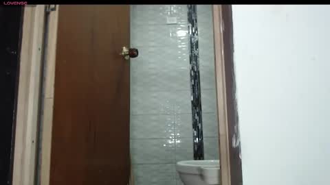 Snapshot of tita_dirty chatting on 10.29.25 tita_dirty online show from 10.29.25