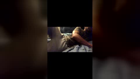 Snapshot of titanenh chatting on 12.02.25 Titan online show from 12.02.25