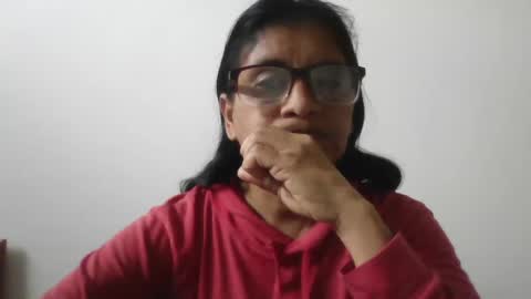 Snapshot of titssmall123 chatting on 01.27.25 Ester online show from 01.27.25