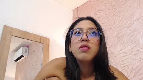 tittie_princess18 online show from 12.10.24