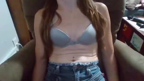 Tittygirl8 online show from 01.04.25
